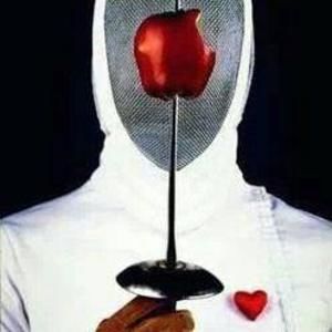 Meet your Posher, Claudia